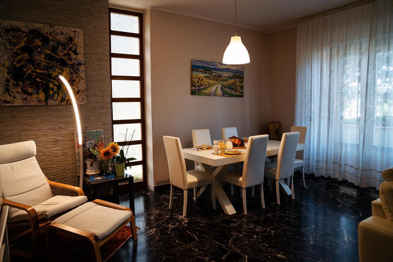 Il Girasole Bed & Breakfast Basciano Exterior photo