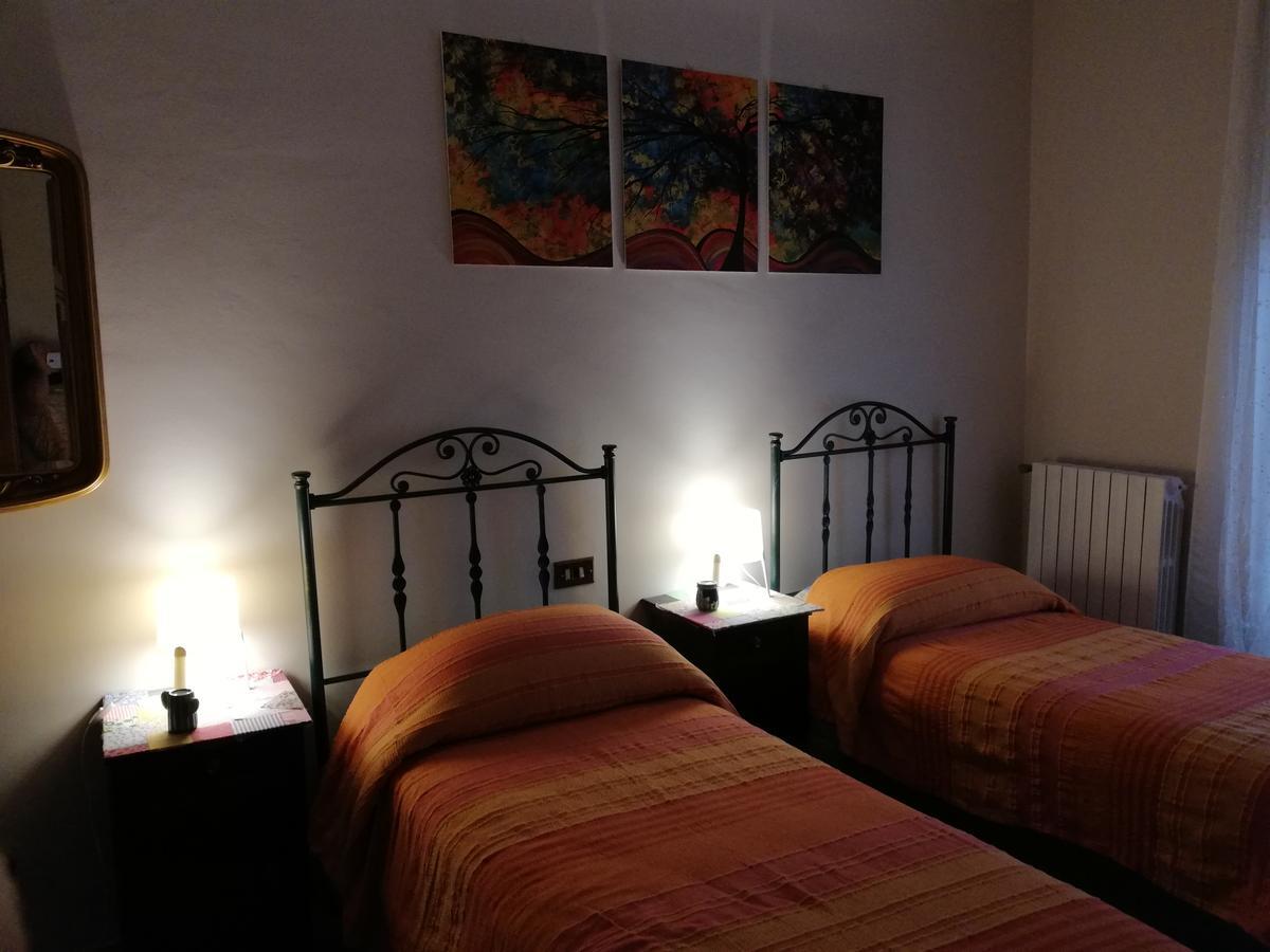 Il Girasole Bed & Breakfast Basciano Exterior photo